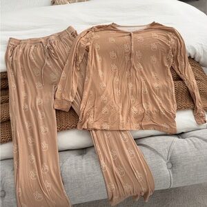 Women’s Bamboo Forever French Peace Sign Tan Pajama Set